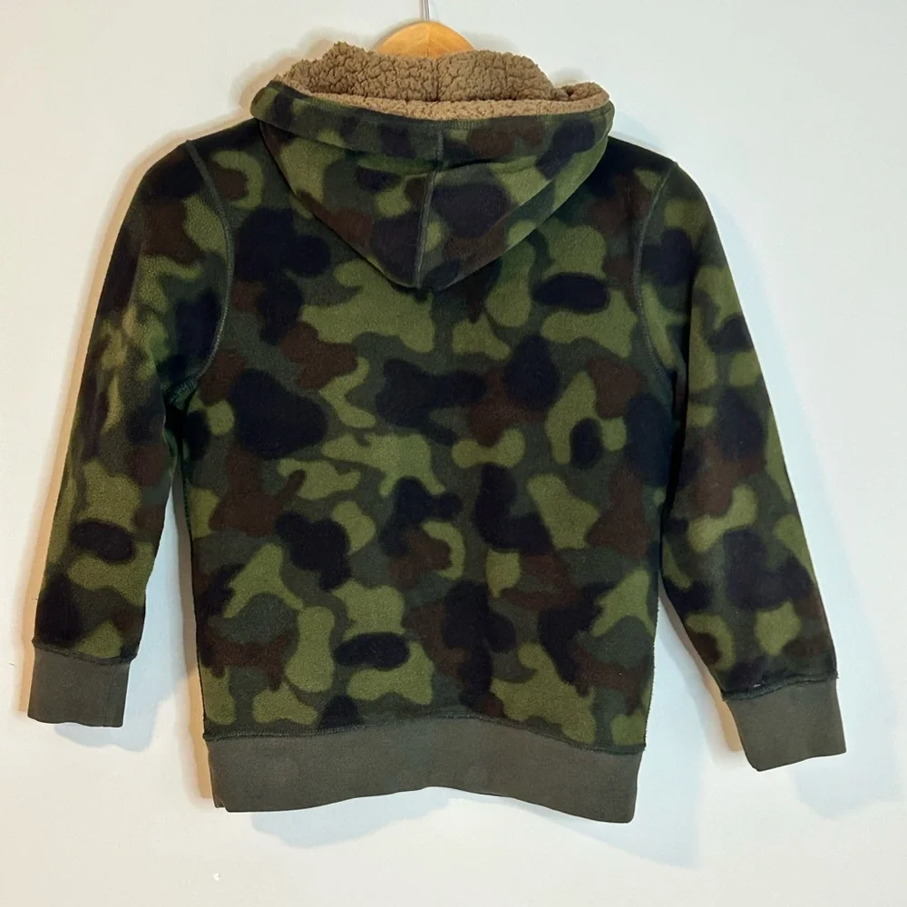 Boys Camo Sherpa-Lined Zip-Up Hoodie - Size M (7/8)